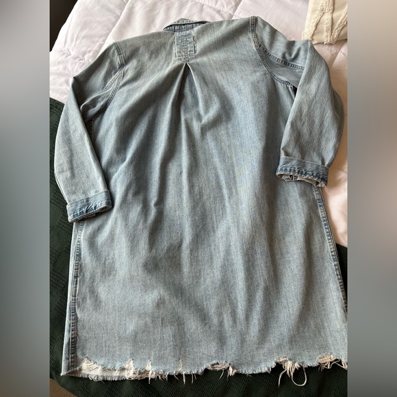 Levi Strauss & Co Women's Oversized Denim Jacket Vintage Levi's Coat Size Medium - Picture 5 of 5